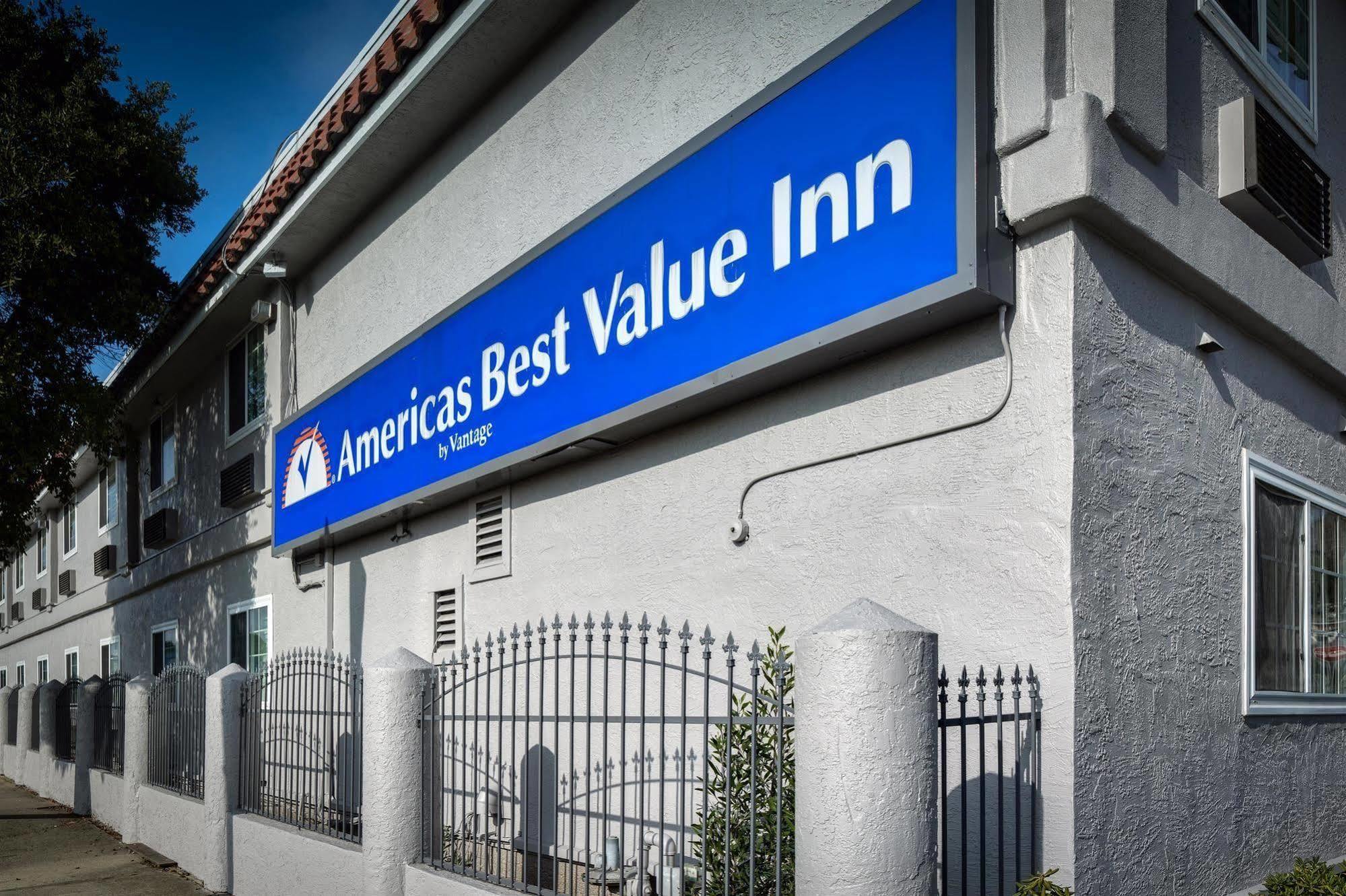 Americas Best Value Inn Richmond Esterno foto